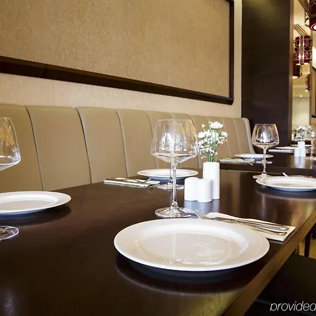 Clarion Hotel&suites Hotel