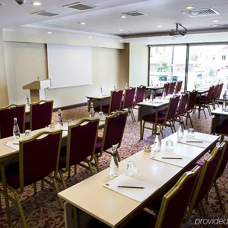 Hotel Clarion Hotel&suites